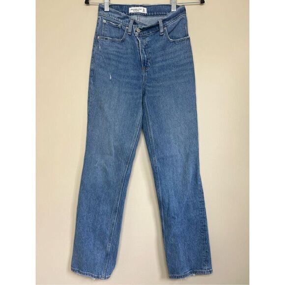 Abercrombie & Fitch Denim - Abercrombie & Fitch The '90s Straight Ultra High Rise
